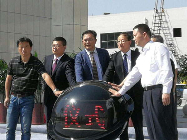 图片4.jpg 图片4.jpg